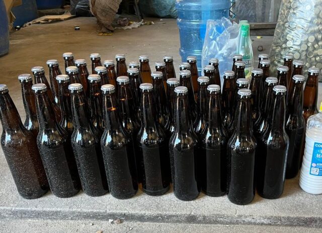 Ministério da Agricultura apreende quase 8 mil litros de cachaça adulterada