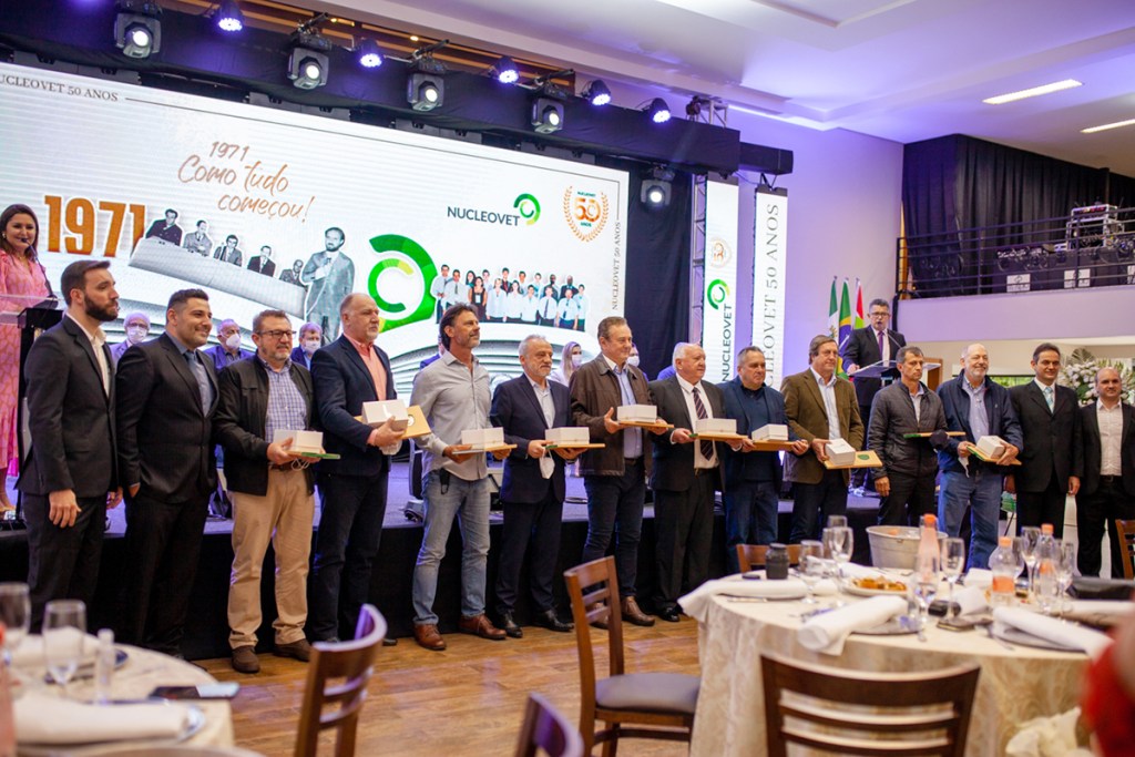 Nucleovet comemora 50 anos em grande estilo